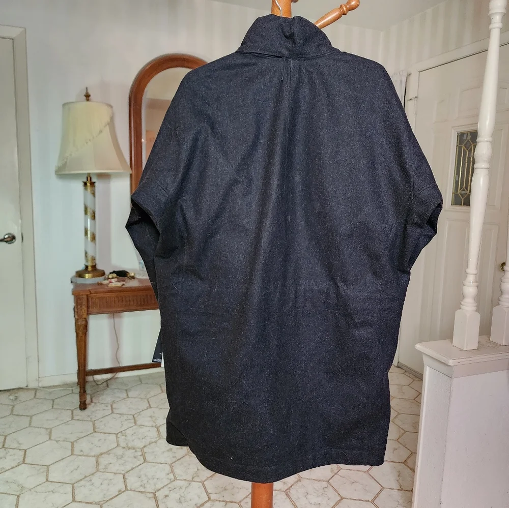 Lululemon Lab Parka With Hiden Hood Jacket - Picture 4 of 10